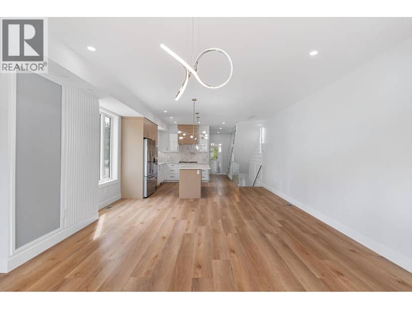 4567 Gordon Drive — photo 10 of 33