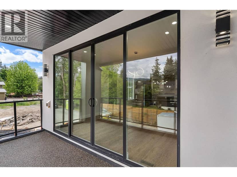 4567 Gordon Drive — photo 13 of 33