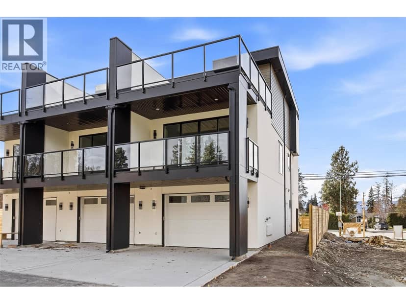 4563 Gordon Drive, Kelowna, photo 2