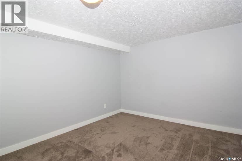 308 Hilliard STREET E — photo 21 of 34
