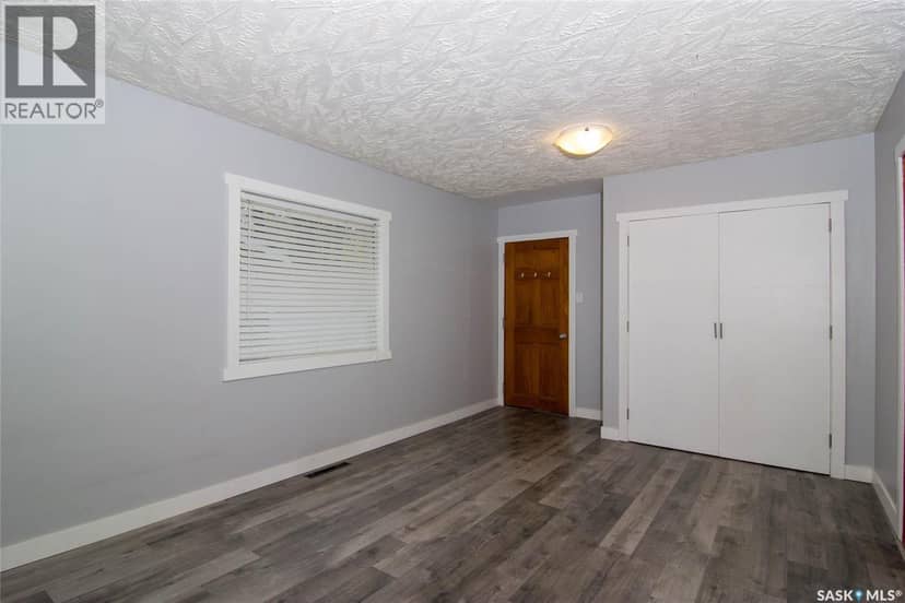 308 Hilliard STREET E — photo 19 of 34