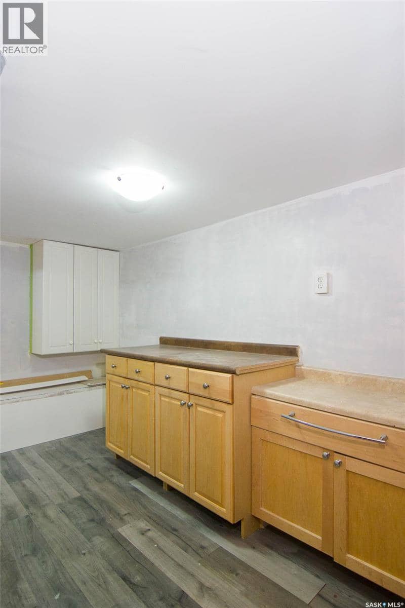 308 Hilliard STREET E — photo 28 of 34
