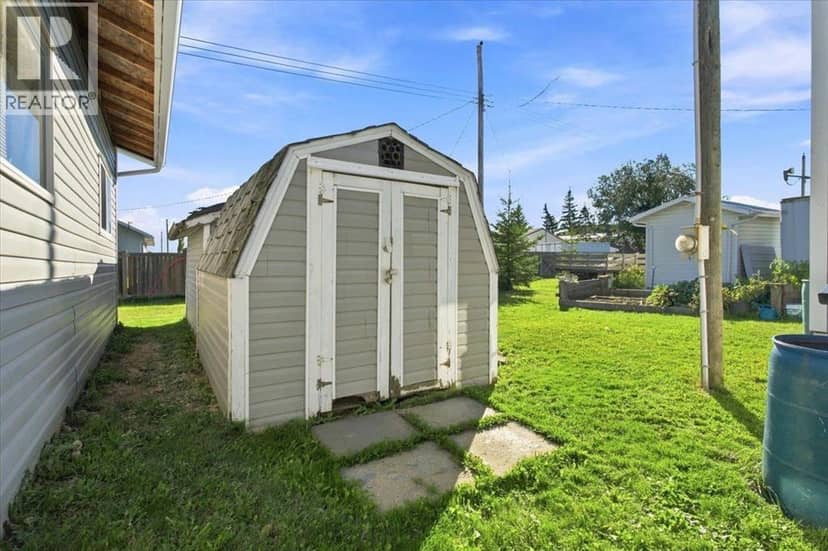 10203 99 Avenue — photo 21 of 25