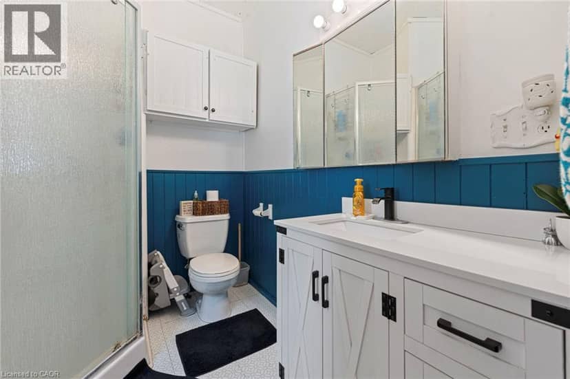214 JOHN Street — photo 12 of 28