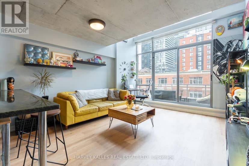 702 - 36 Charlotte Street — photo 7 of 34