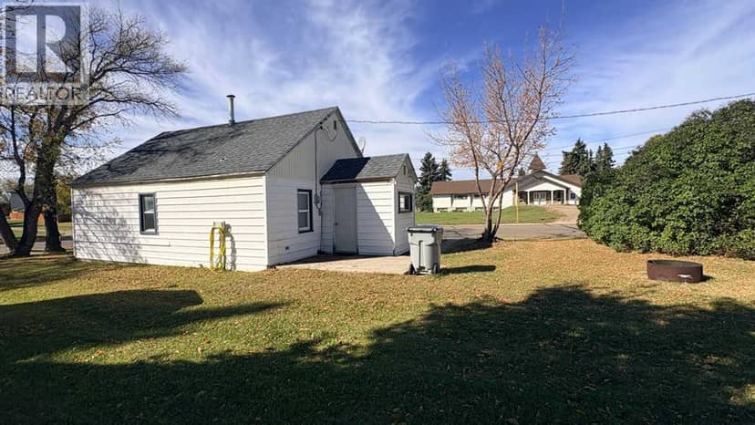 602 5 Avenue, Wainwright, photo 2
