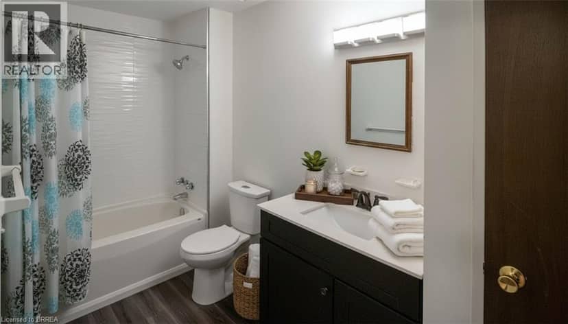 1100 JALNA Boulevard Unit# 304 — photo 7 of 18