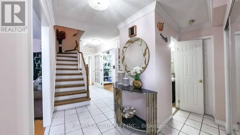 15 Brennan Road, Ajax, photo 6