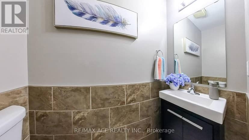 15 Brennan Road, Ajax, photo 7