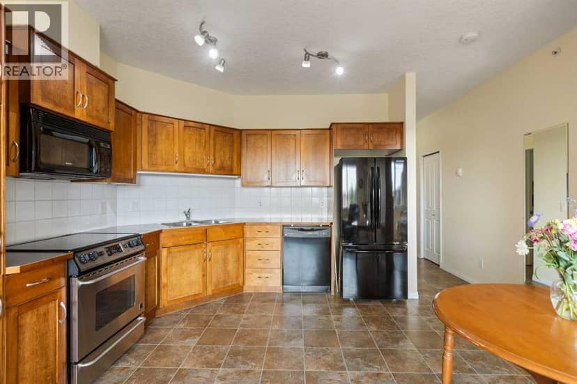 308, 43 Sunrise Loop SE, High River, photo 3