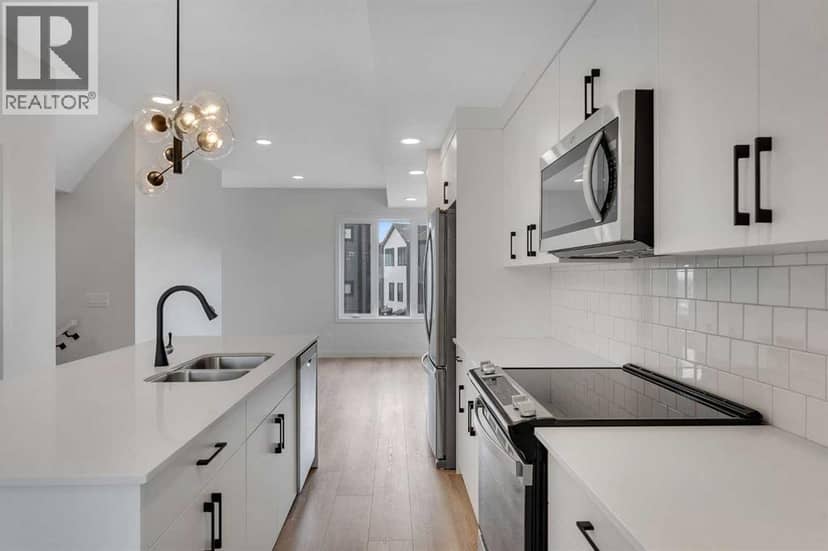 120 Arbour Lake Court NW — photo 9 of 31