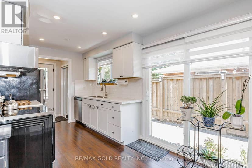 45 Grange Drive — photo 13 of 40