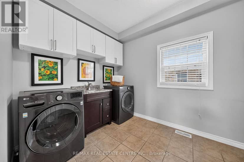 60 Wagler Avenue, Wilmot, photo 8