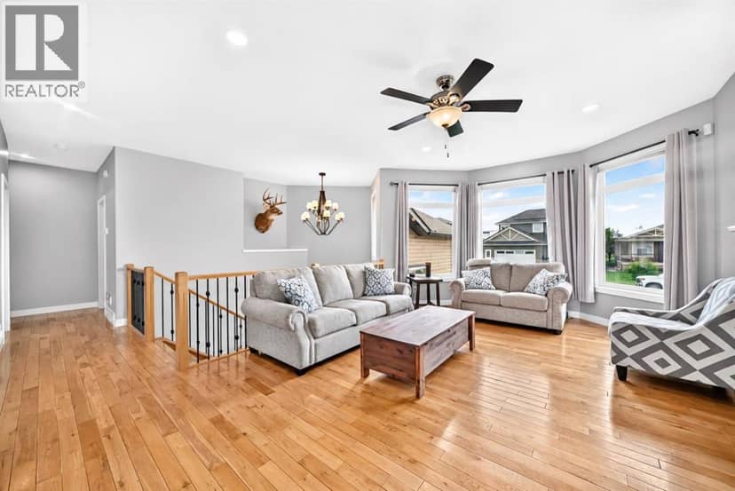 31 Erhart Close, Olds, photo 6