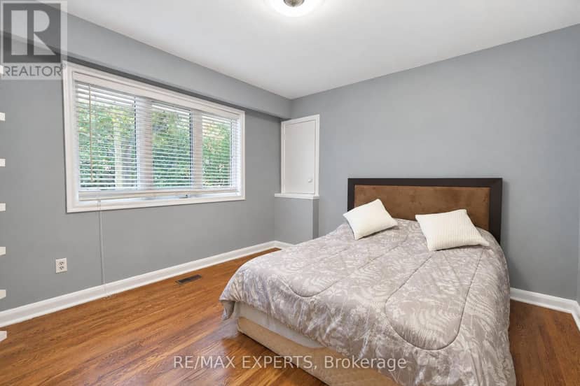 11 Knollside Drive — photo 19 of 40