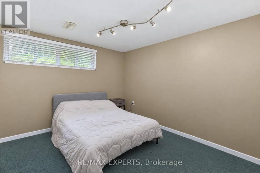 11 Knollside Drive — photo 30 of 40