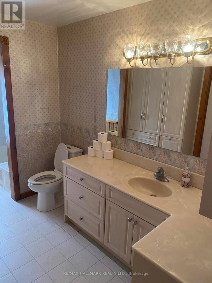 4749 Aurora Road E — photo 10 of 23