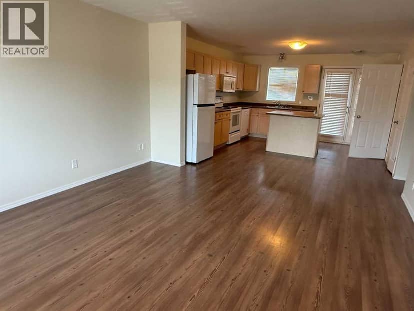 9, 4729 18 Street — photo 2 of 23