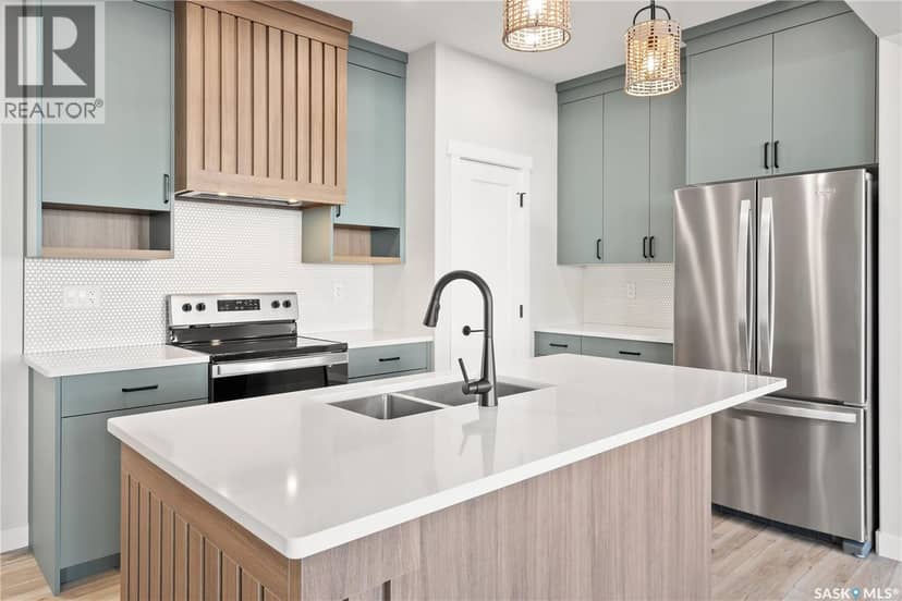 427 Yuel CRESCENT — photo 9 of 40
