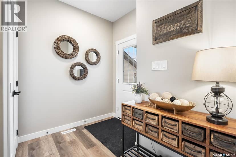 233 Yuel LANE — photo 4 of 40