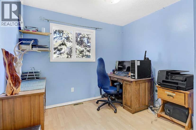 10411 103 Avenue — photo 22 of 40