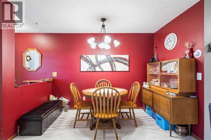 16, 3015 51 Street SW — photo 10 of 26