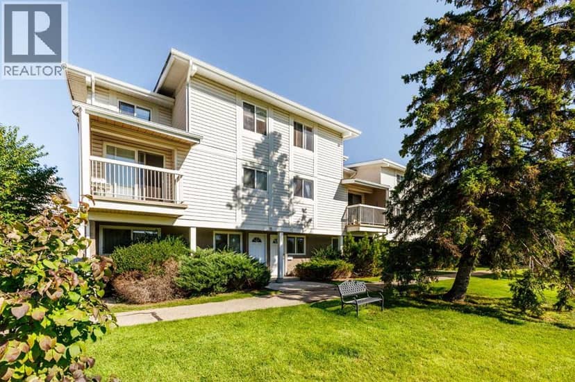 16, 3015 51 Street SW, Calgary