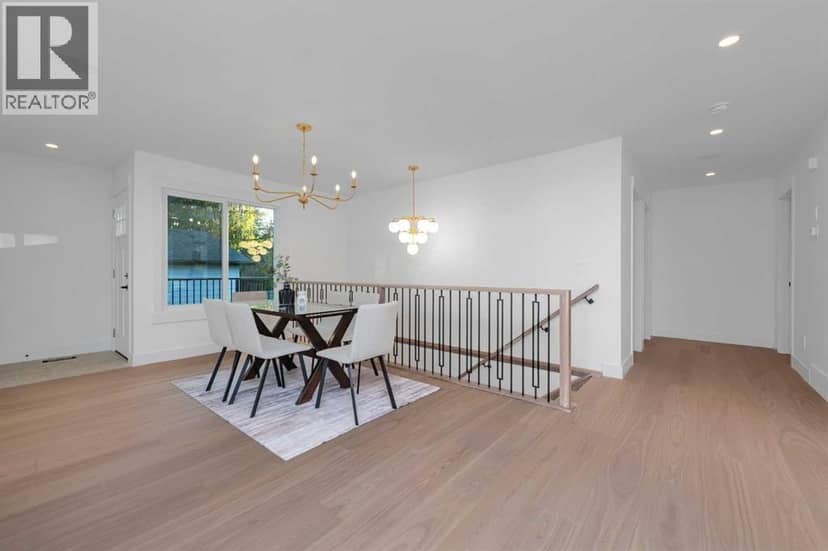 311 parkglen Crescent SE — photo 16 of 40