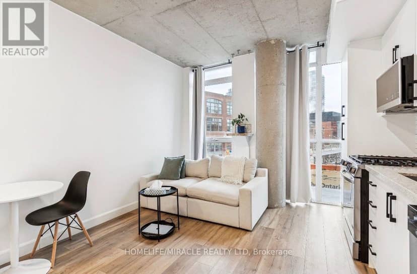 207 - 318 King Street E — photo 10 of 18