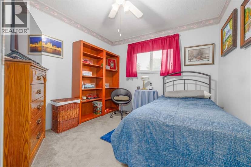 67 Huntham Road NE — photo 12 of 32