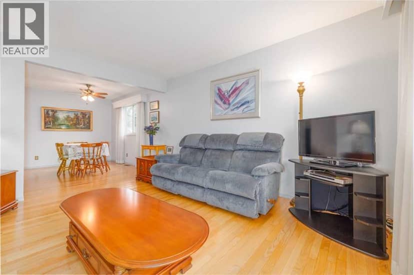 67 Huntham Road NE, Calgary, photo 5