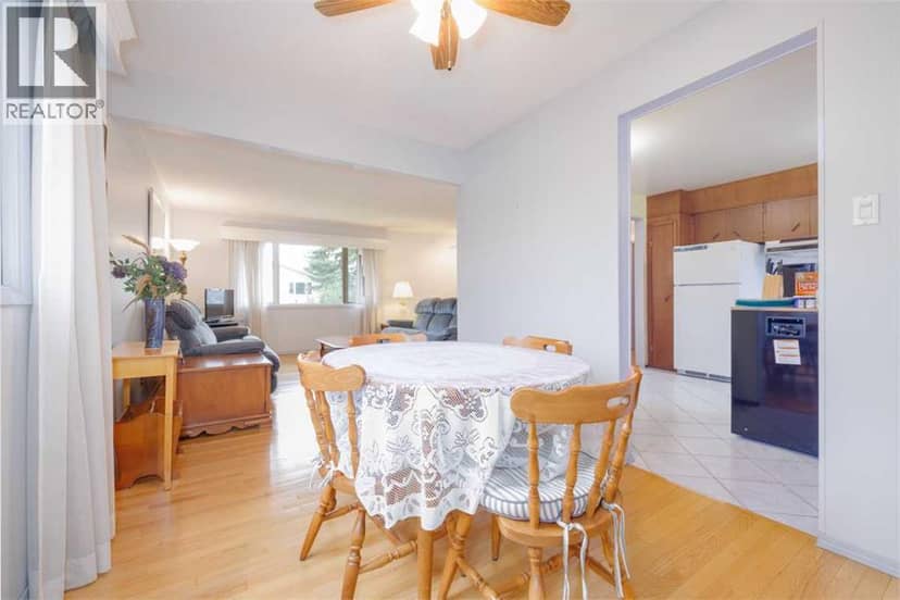 67 Huntham Road NE, Calgary, photo 7