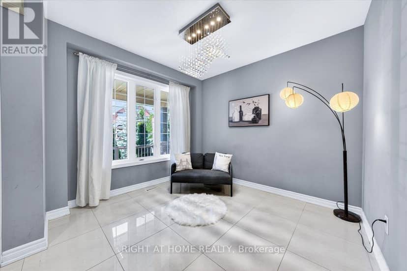 25 Longwood Avenue, Richmond Hill, photo 3