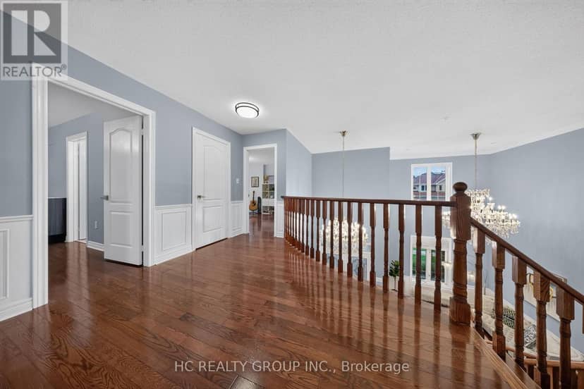 21 Wolf Trail Crescent — photo 23 of 40