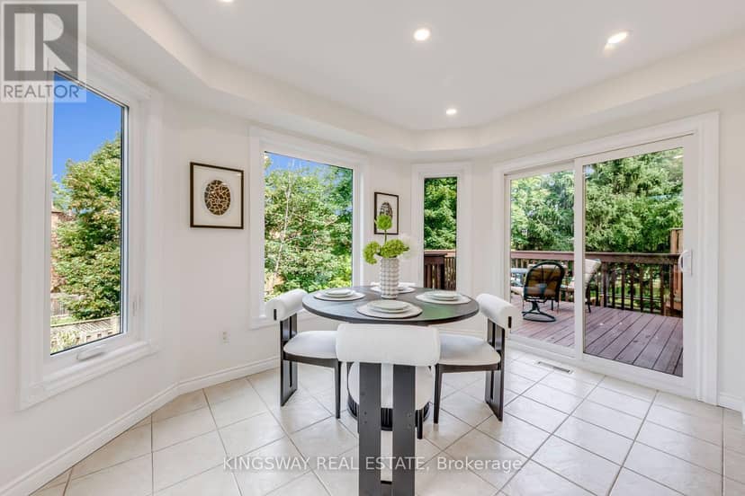 3603 Kelso Crescent — photo 12 of 40