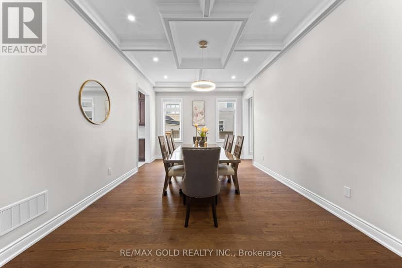 5 Anatolia Street — photo 10 of 40