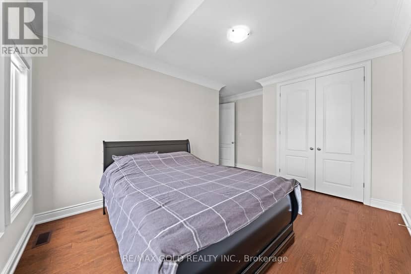 5 Anatolia Street — photo 34 of 40