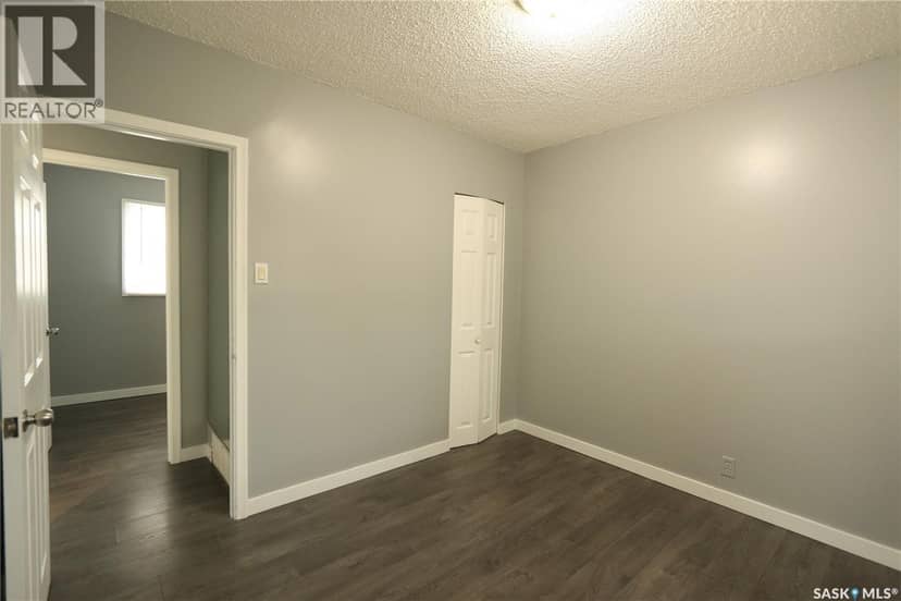 1549 Bond STREET — photo 16 of 28