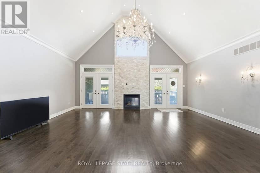 85 Hillcroft Drive — photo 11 of 40