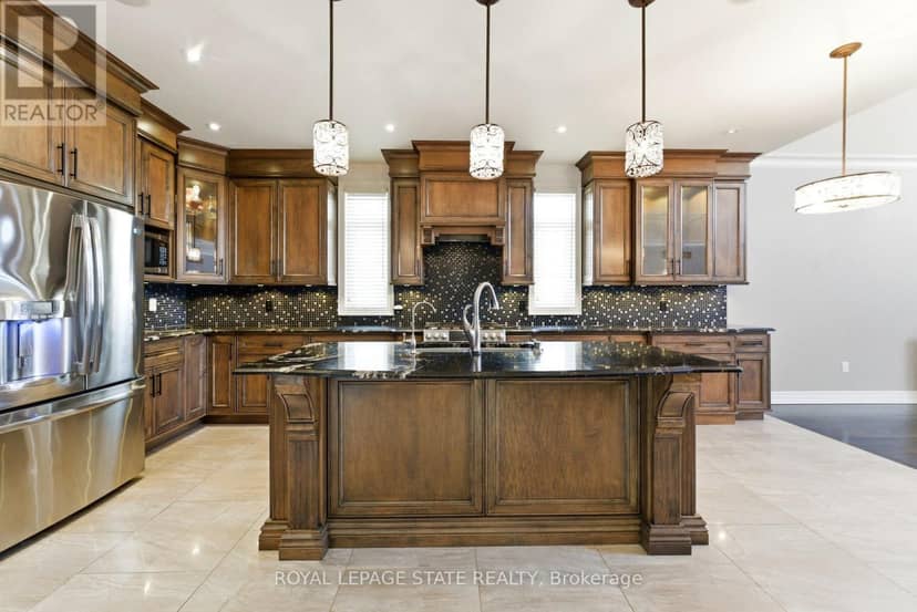85 Hillcroft Drive — photo 12 of 40
