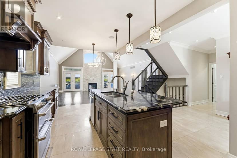 85 Hillcroft Drive — photo 16 of 40