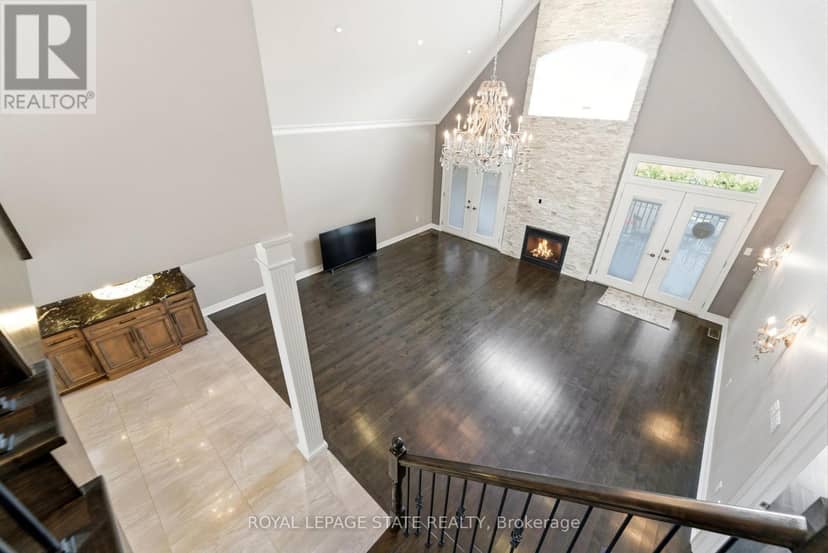 85 Hillcroft Drive — photo 23 of 40