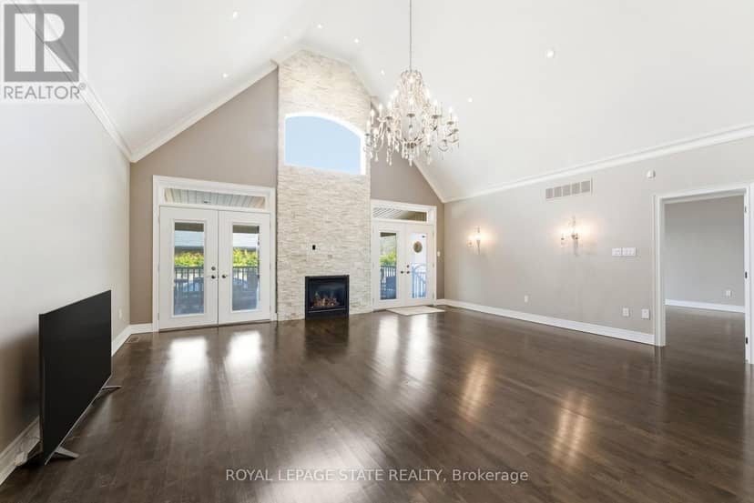 85 Hillcroft Drive — photo 9 of 40