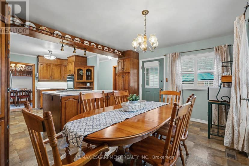 11 Miller Drive — photo 18 of 40