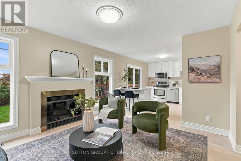 476 Rougemount Crescent — photo 15 of 40