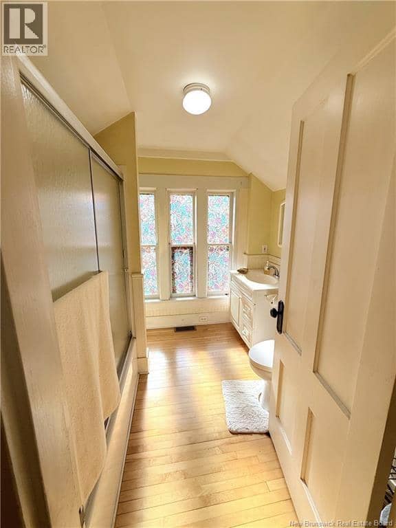 549 Main Street — photo 38 of 40