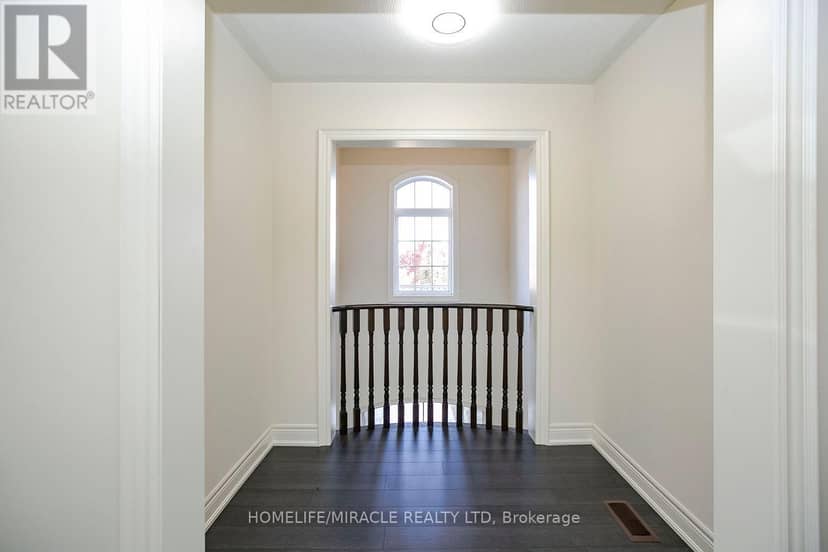 30 Brookwater Crescent — photo 20 of 40