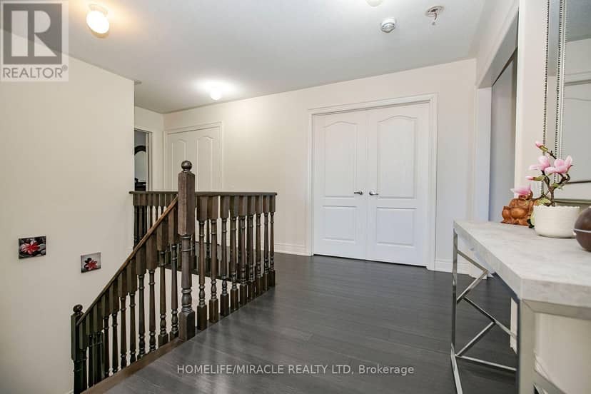 30 Brookwater Crescent — photo 18 of 40
