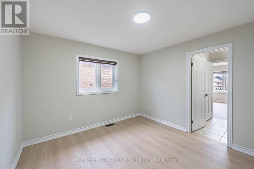 372 Remembrance Road — photo 39 of 40