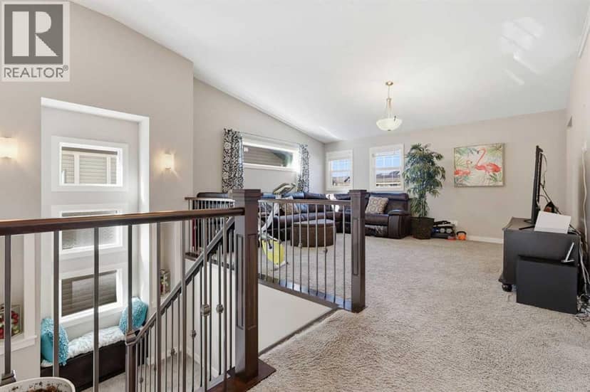 19 Mount Rae Heights — photo 20 of 40